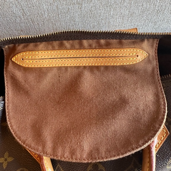 Louis Vuitton Speedy 35 - Picture 6 of 8